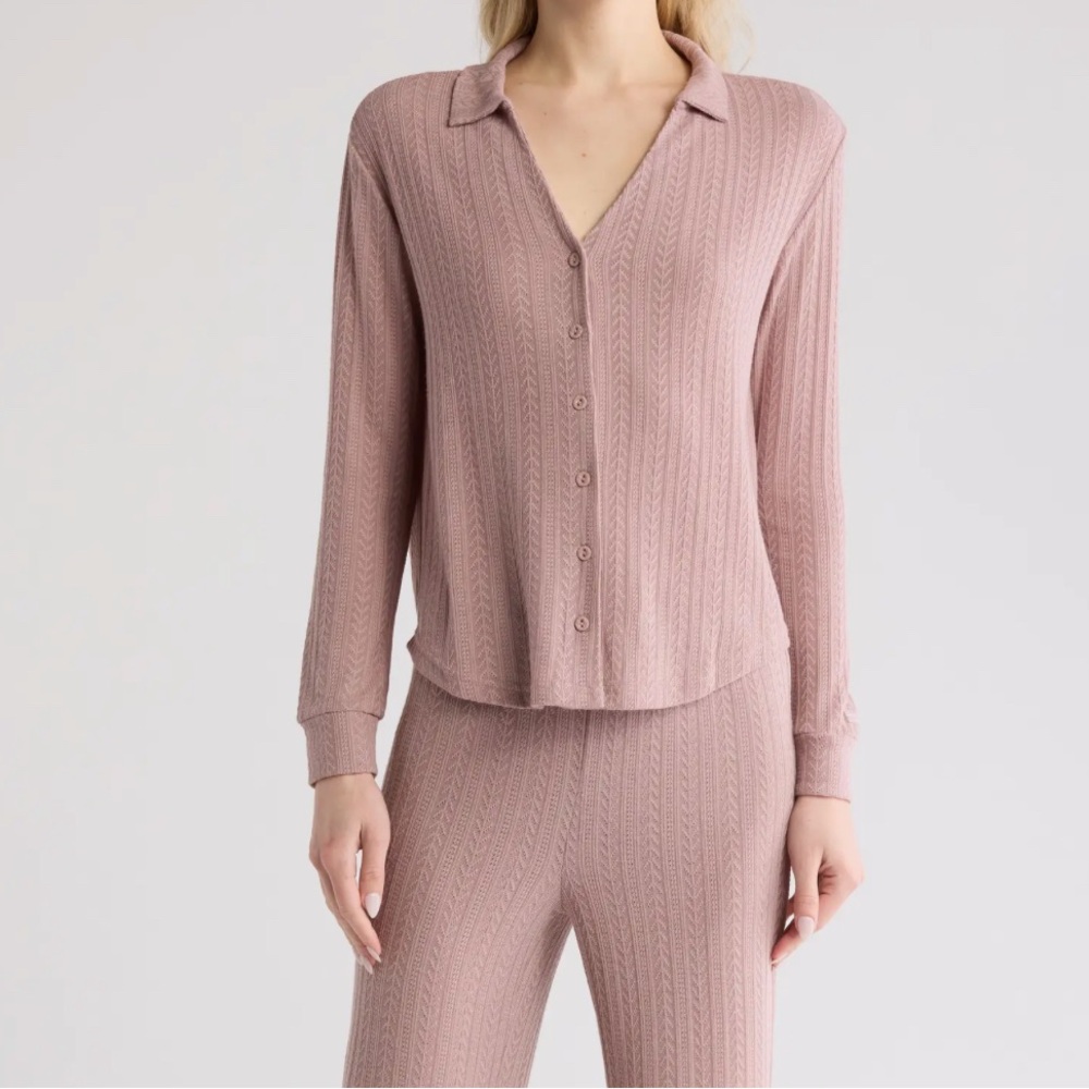 NWT Danskin Soft Textured Vintage Mauve Button-Up Top